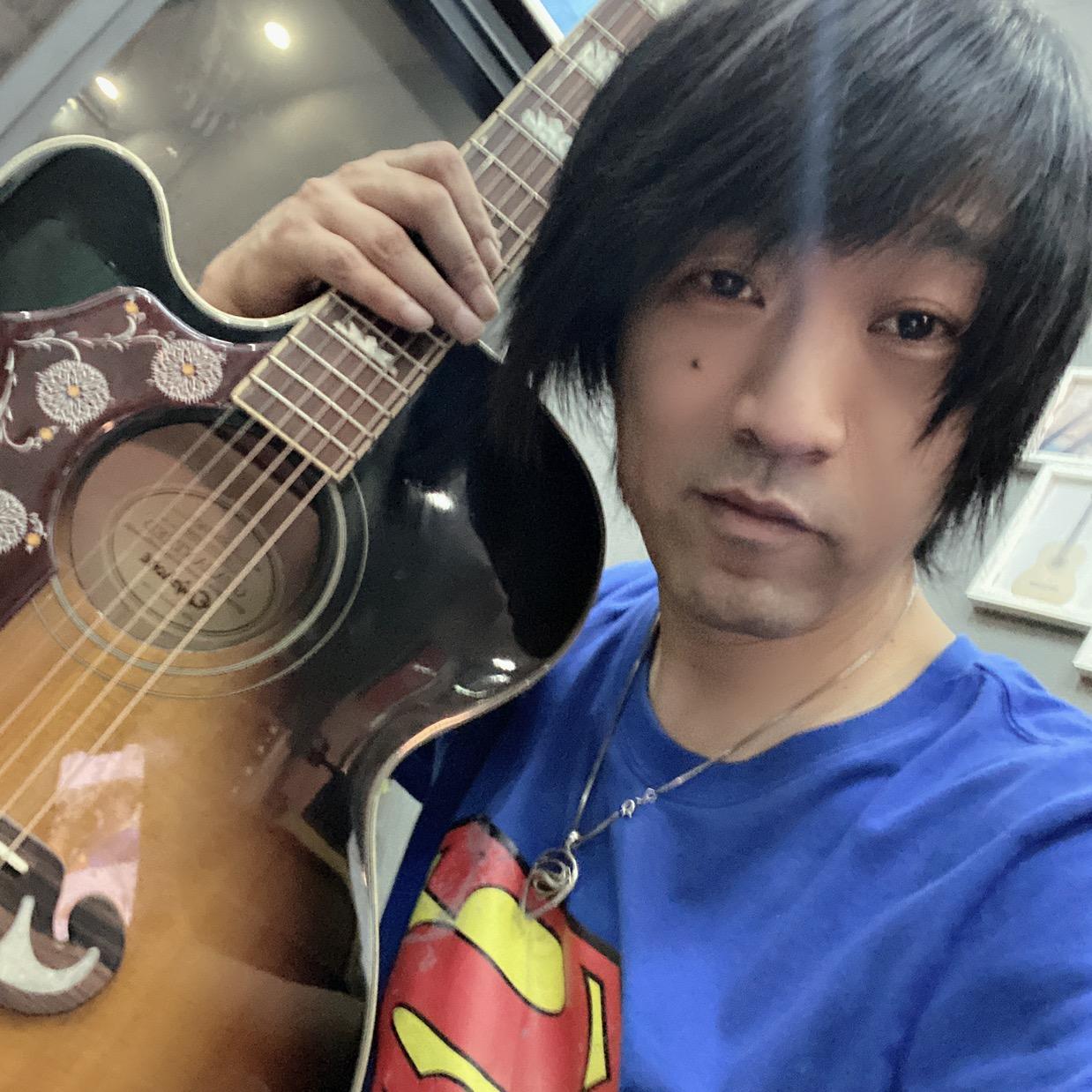 吉他左轮